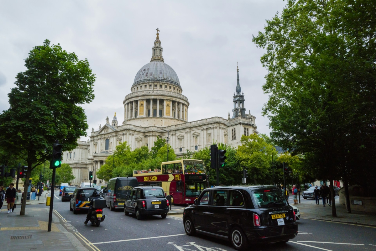 georg-eiermann-iiyVr_qb0dE-unsplash Majesty of London